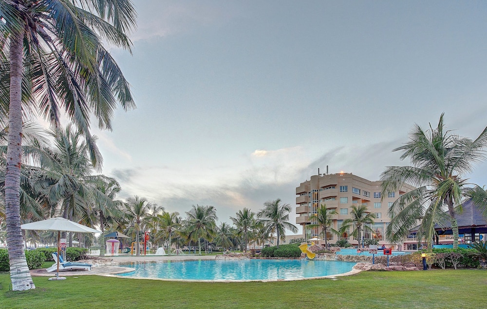 Crowne Plaza Resort Salalah, an IHG Hotel — снимок 28