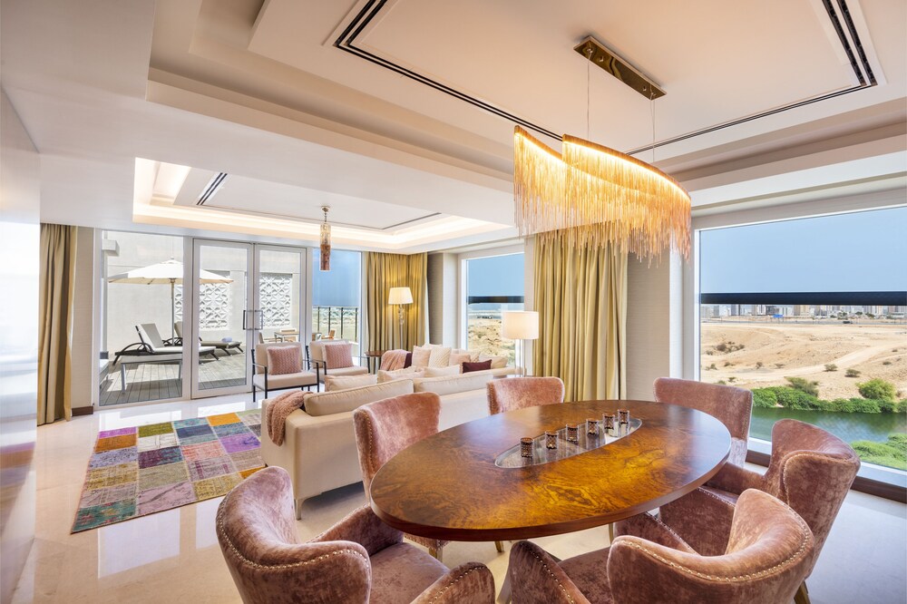 Crowne Plaza Muscat OCEC, an IHG Hotel — снимок 8