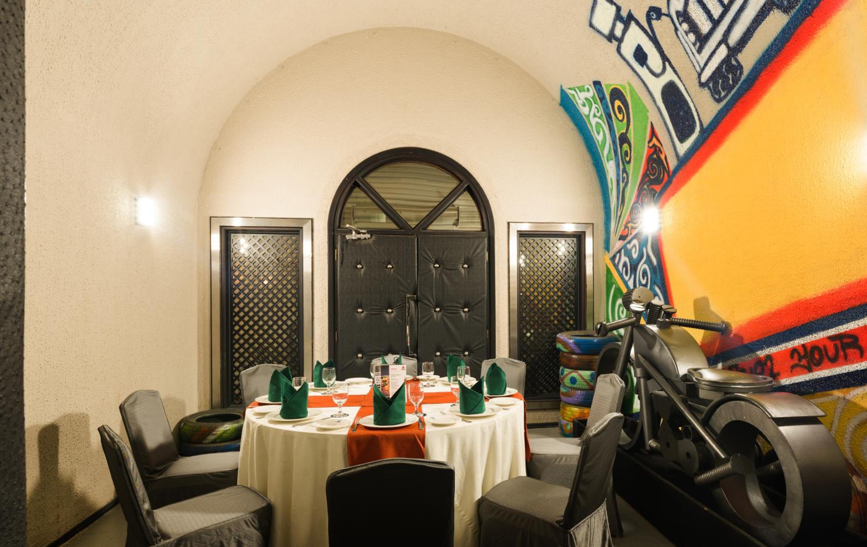 Al Falaj Hotel — снимок 25