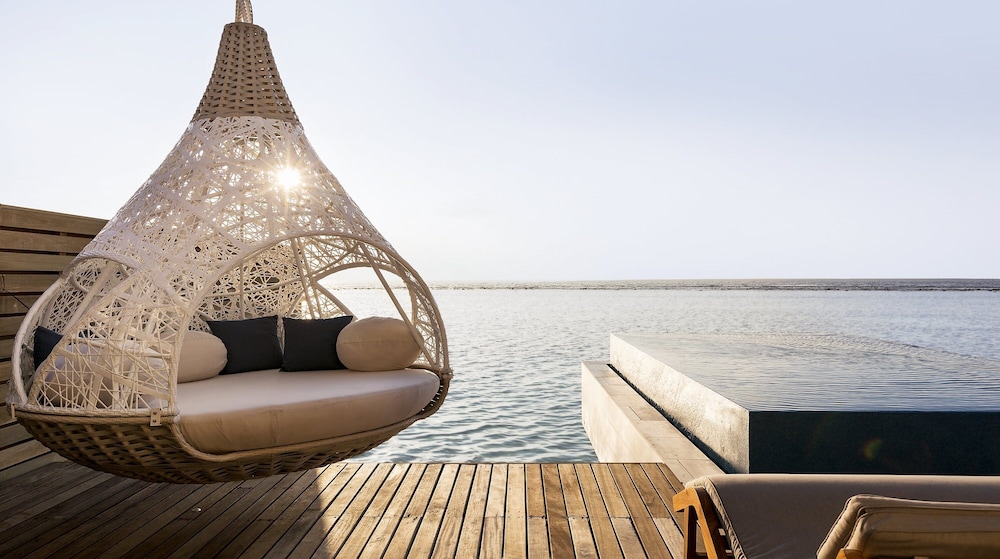 Lux* South Ari Atoll, Maldives — снимок 15