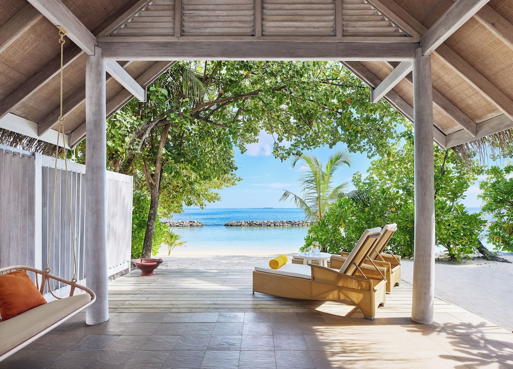 nH Maldives Kuda Rah Resort — снимок 9