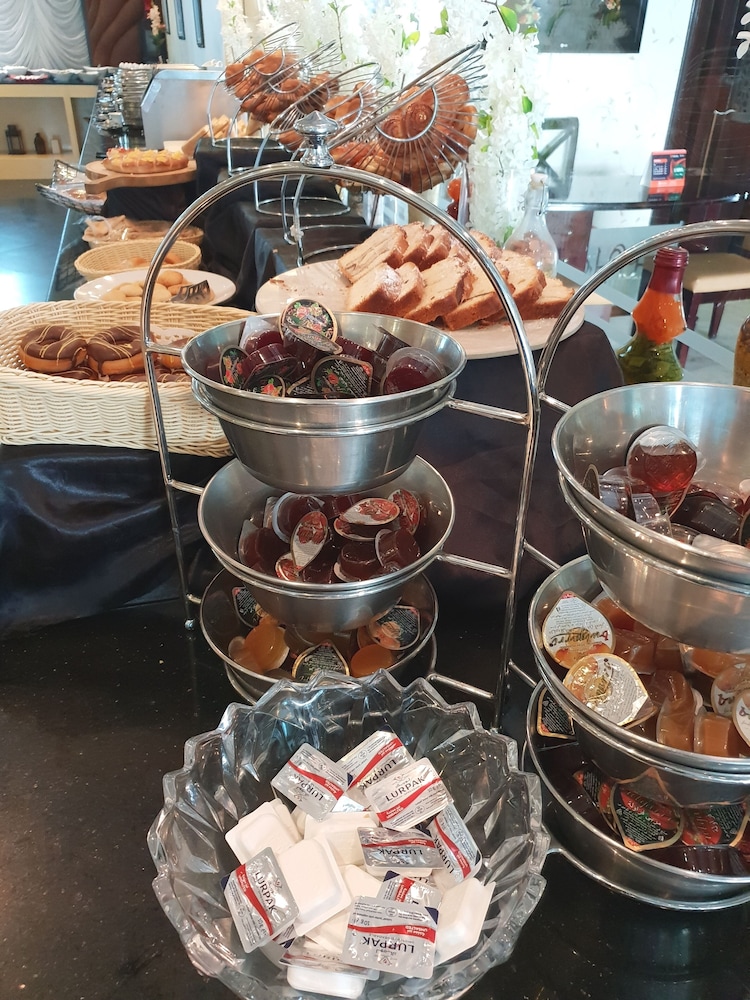 Al Jawhara Gardens Hotel — снимок 22