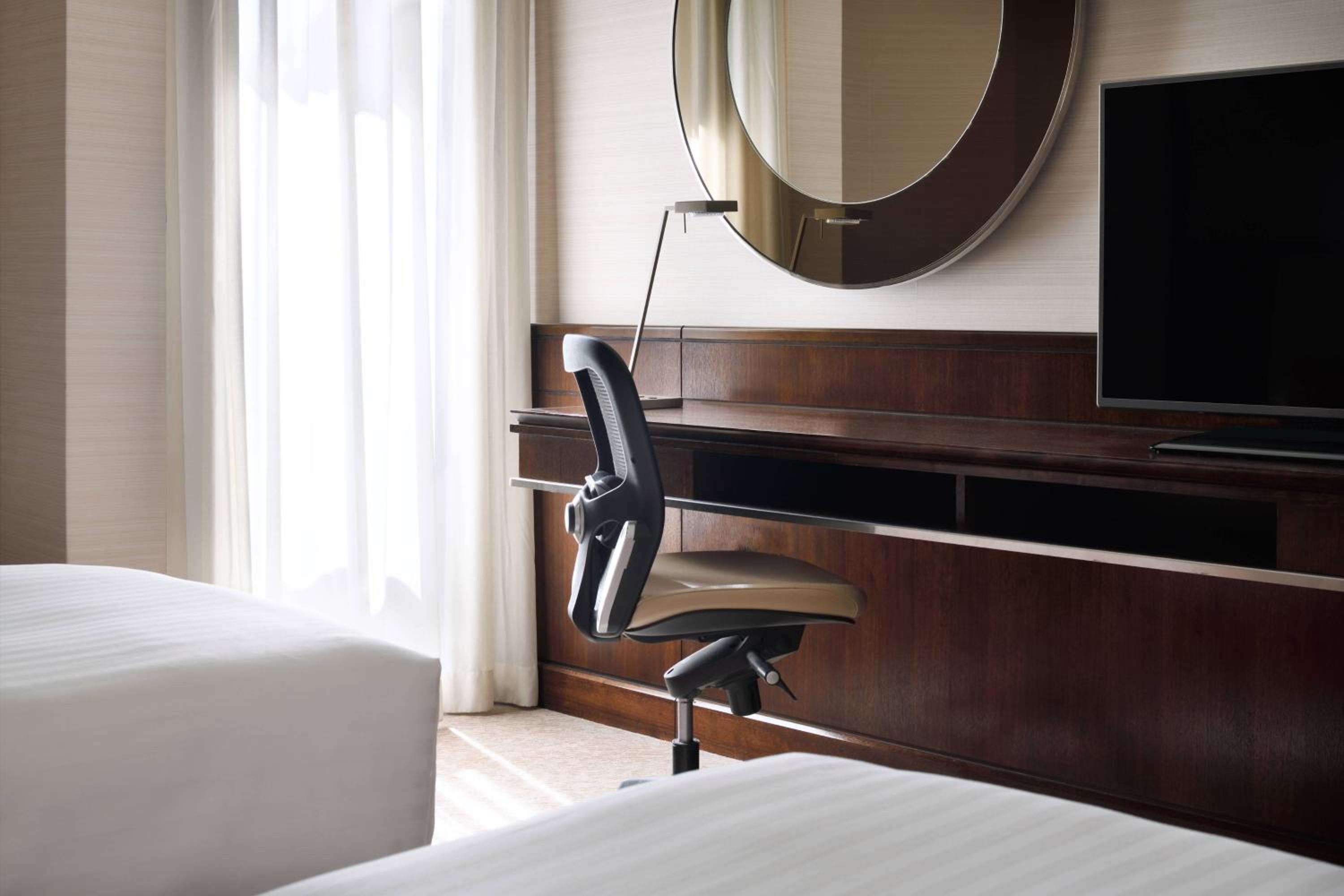 Riyadh Marriott Hotel — снимок 3