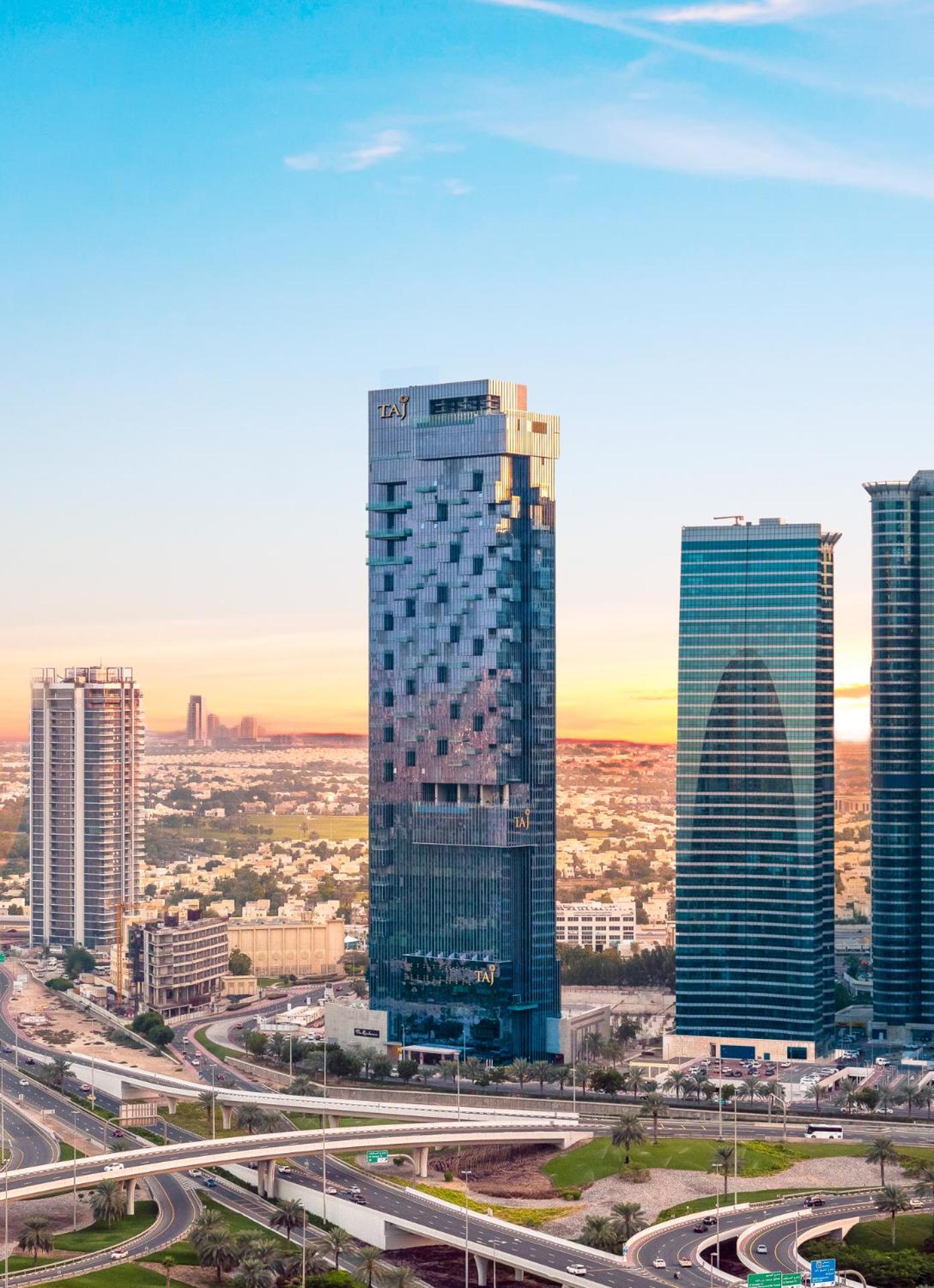 Taj Jumeirah Lakes Towers — снимок 7
