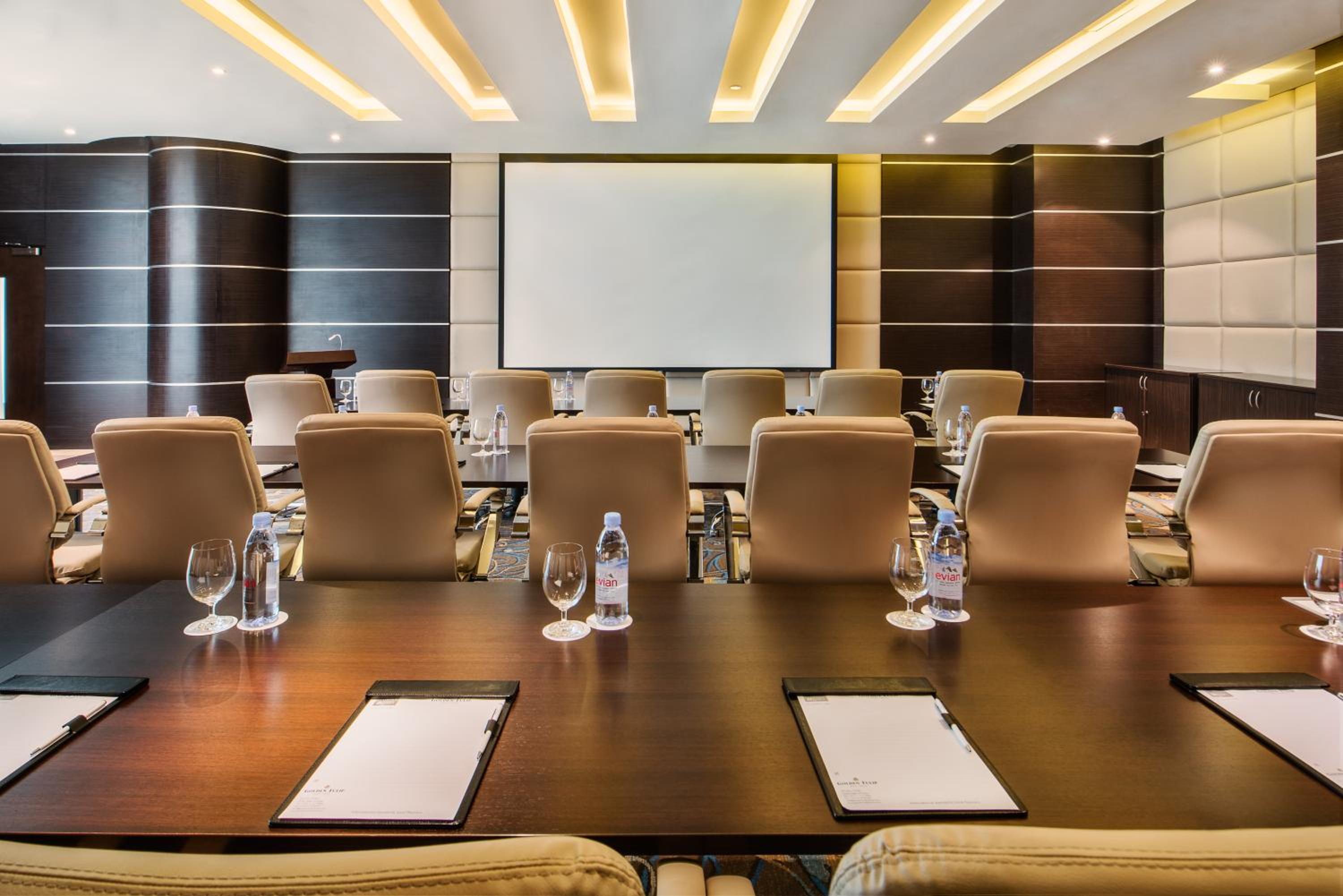 Golden Tulip Doha — снимок 8