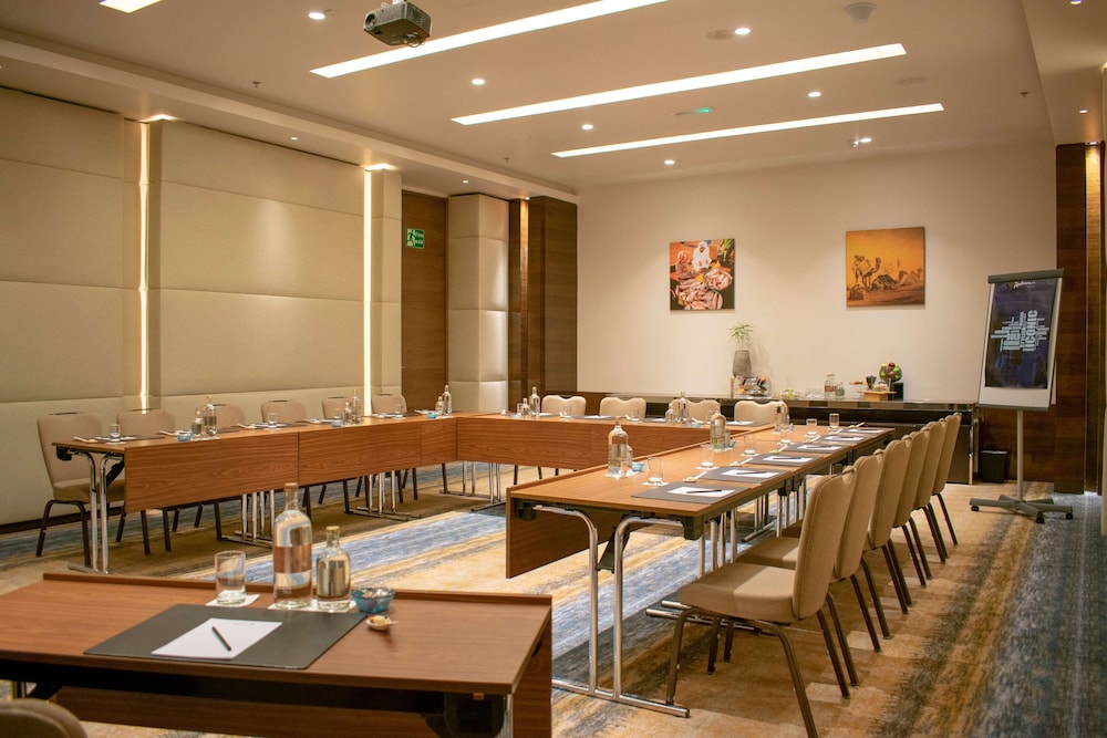 Radisson Blu Hotel, Ajman — снимок 12