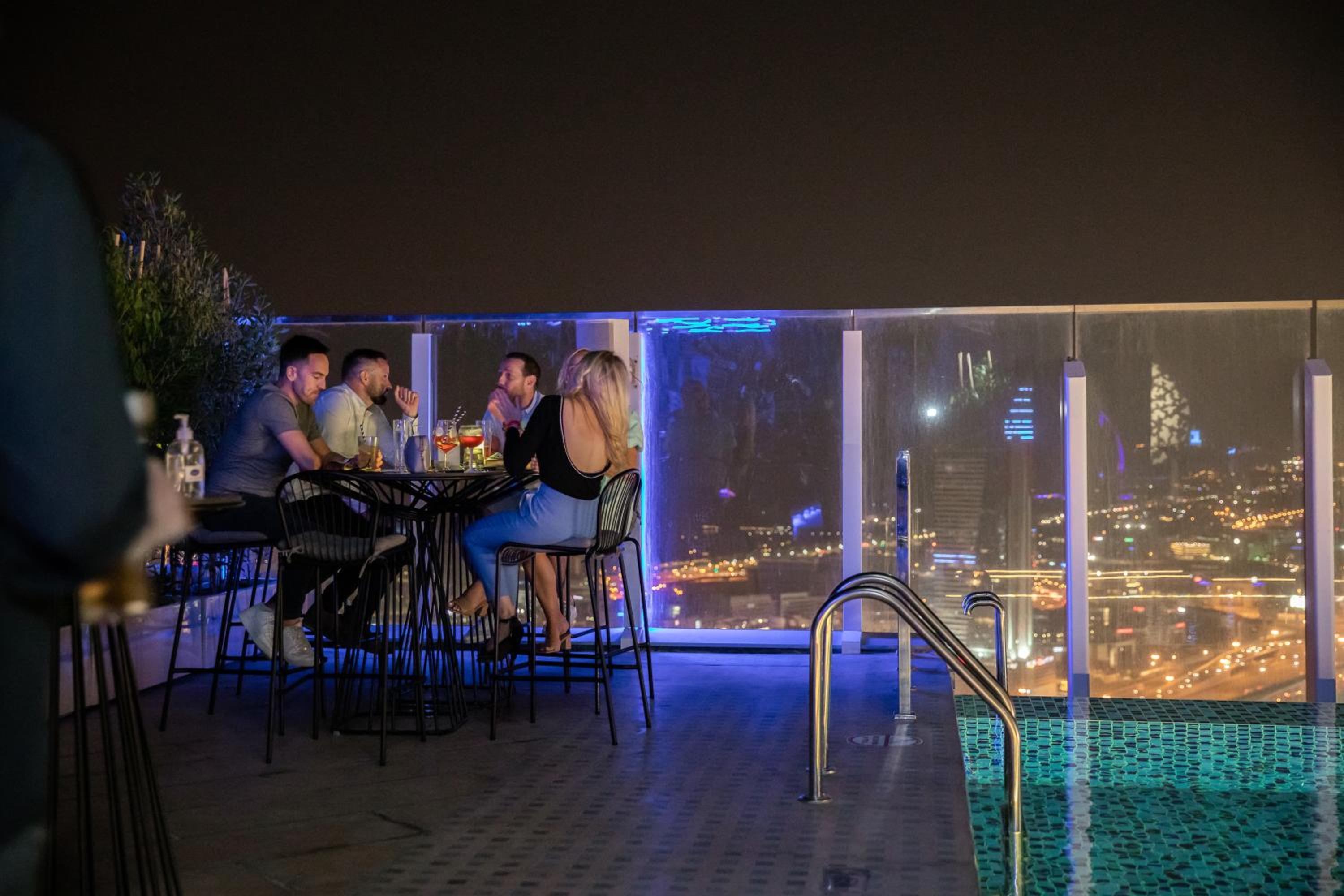 Taj Jumeirah Lakes Towers — снимок 14