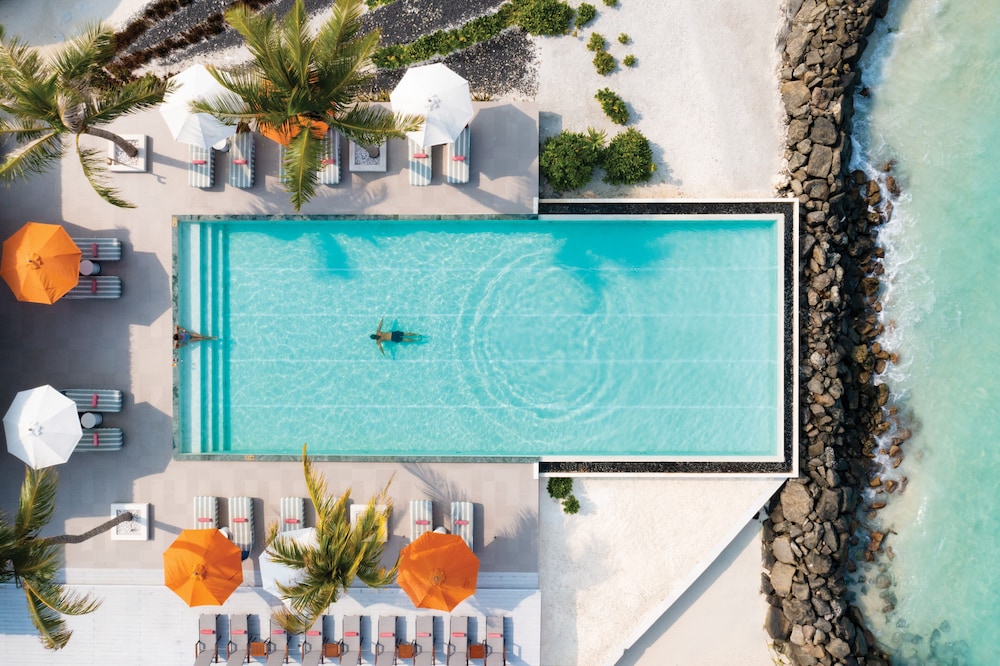 OBLU SELECT Lobigili - All Inclusive with Free Transfers — вид курорта