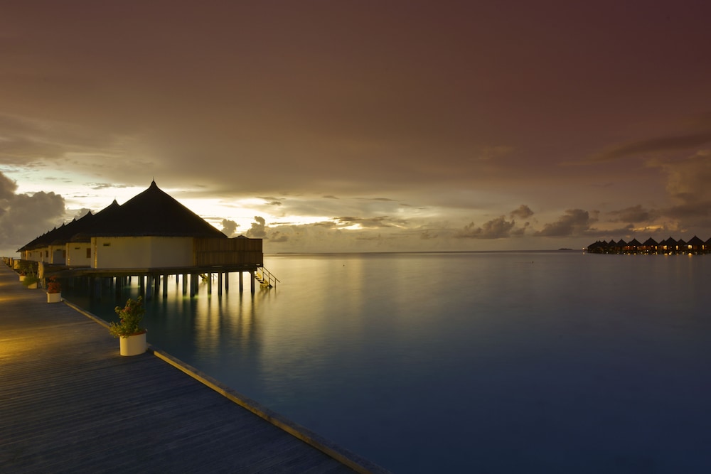 Angaga Island Resort and Spa — снимок 29
