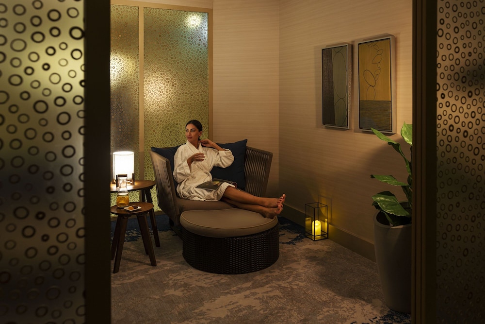 Sheraton Mall of the Emirates Hotel, Dubai — снимок 22