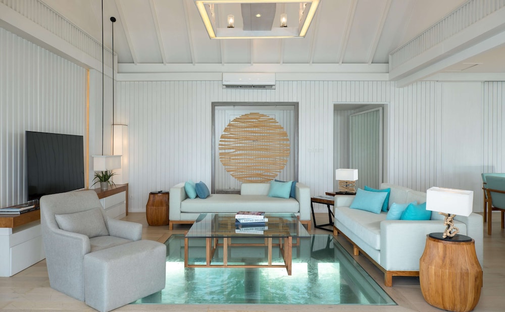 Lux* South Ari Atoll, Maldives — снимок 2