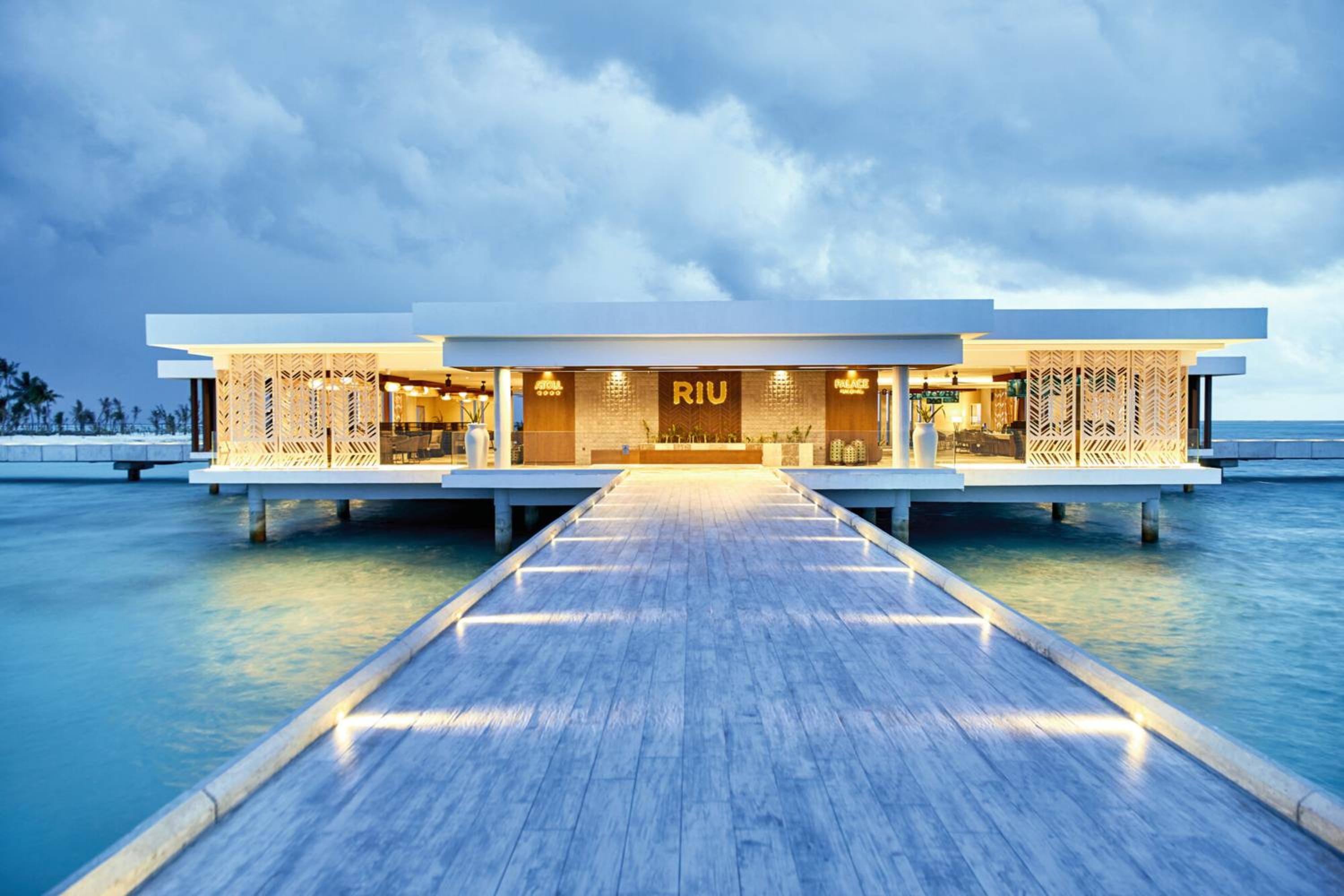 Riu Atoll and Riu Palace Maldivas — снимок 4