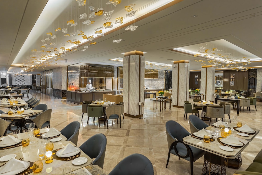 Taj Exotica Resort & Spa, The Palm, Dubai — снимок 18