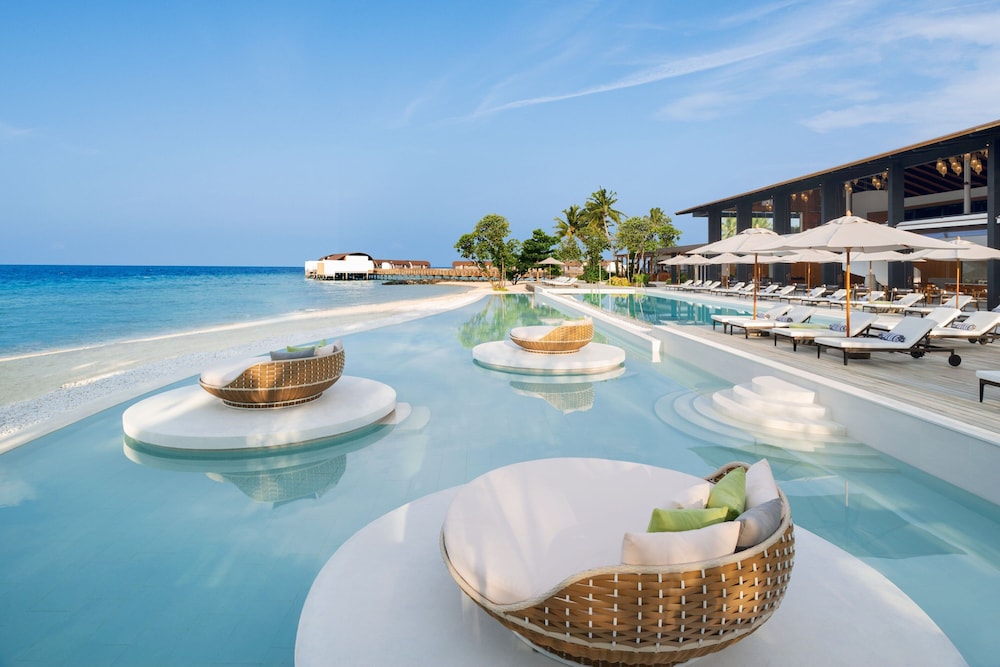 The Westin Maldives Miriandhoo Resort — снимок 9