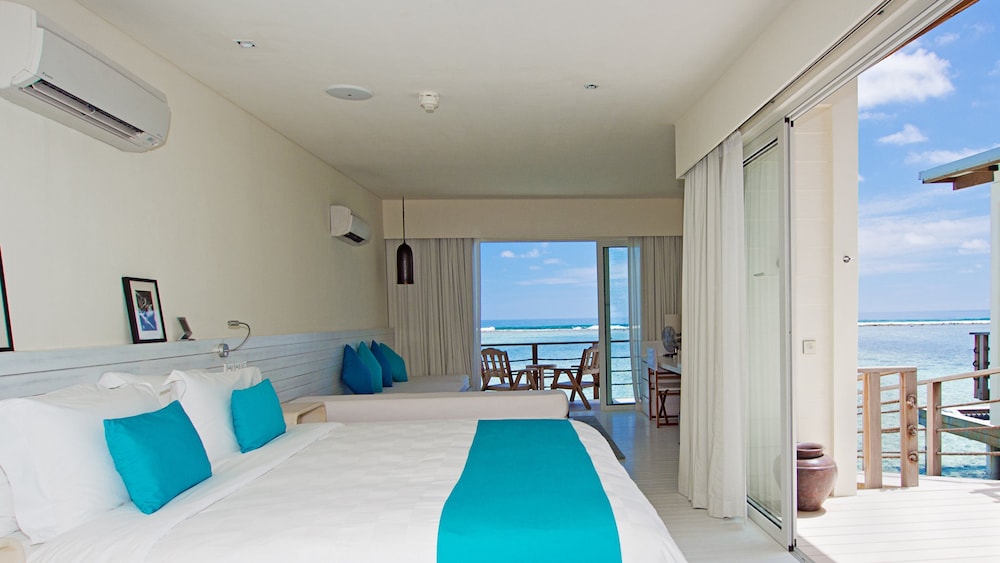 Holiday Inn Resort Kandooma Maldives — снимок 7