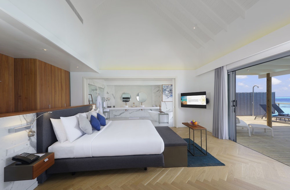 Outrigger Maldives Maafushivaru Resort — снимок 7