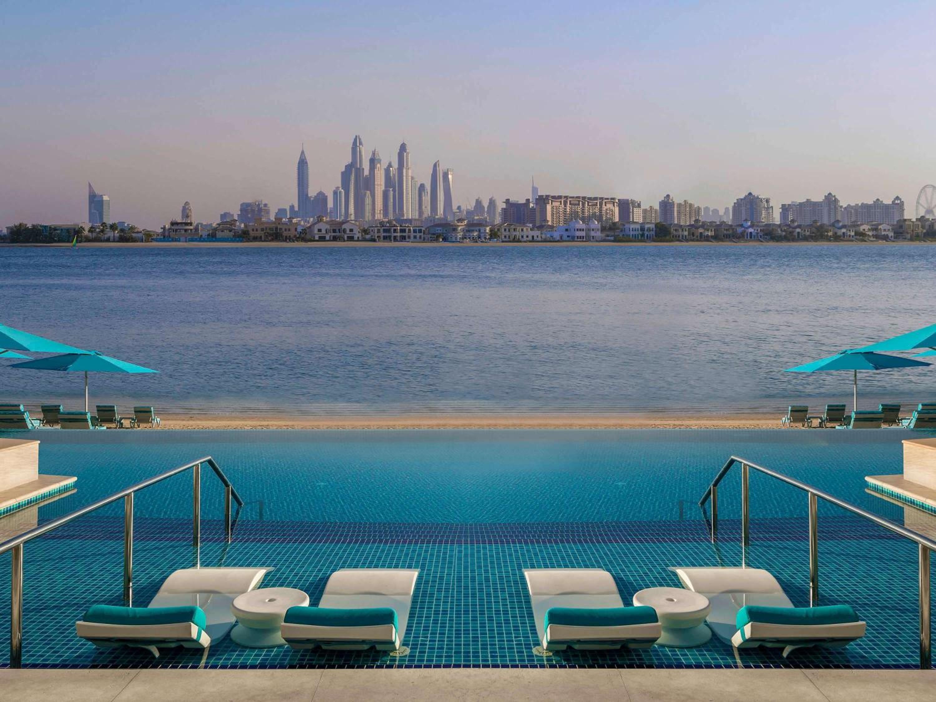 The Retreat Palm Dubai MGallery by Sofitel — вид курорта