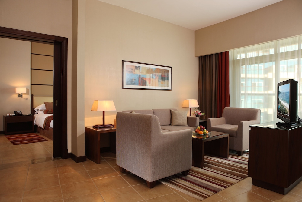 Khalidiya Palace Rayhaan by Rotana — снимок 30
