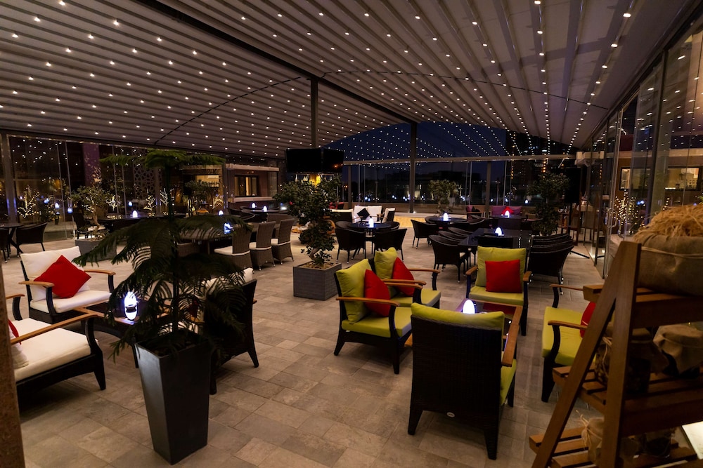 Radisson Blu Hotel, Jeddah Corniche — снимок 21