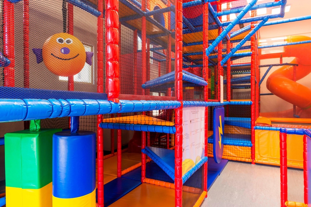 Le Méridien Mina Seyahi Beach Resort & Waterpark — снимок 18