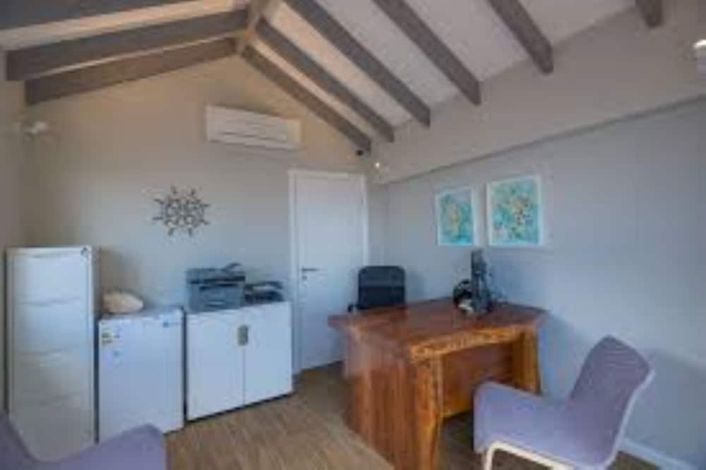 Le Nautique Luxury Beachfront Apartments — снимок 8