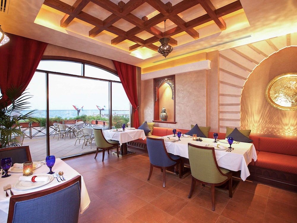 Marjan Island Resort & Spa Managed by ACCOR — снимок 19