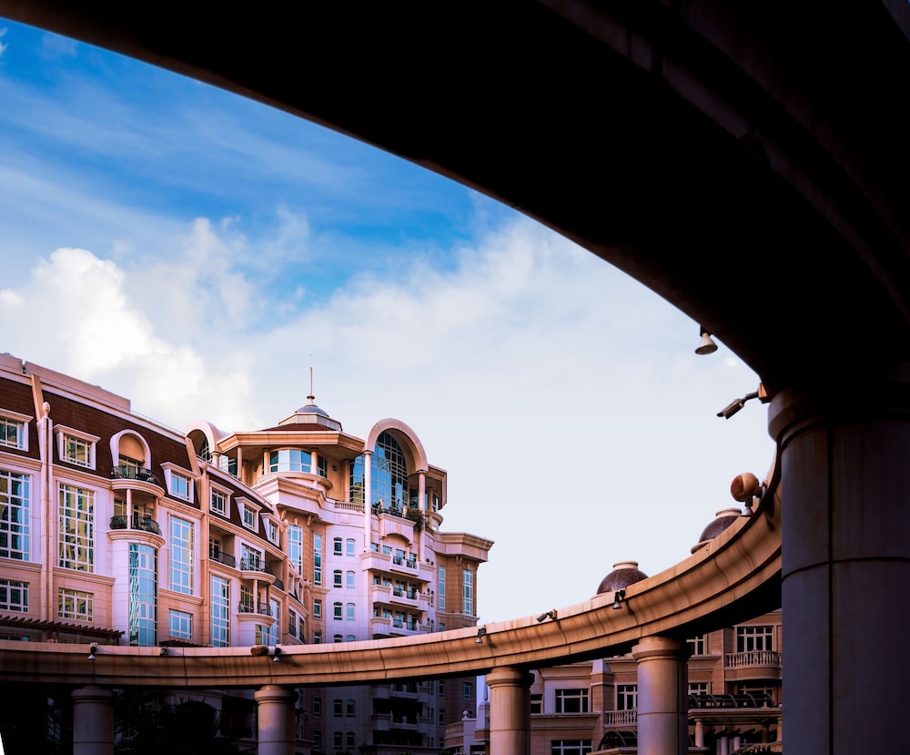 Swissôtel Al Murooj Dubai — снимок 9