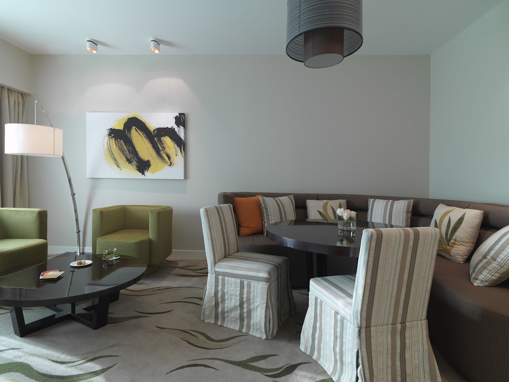 Millennium Al Rawdah Hotel — снимок 30