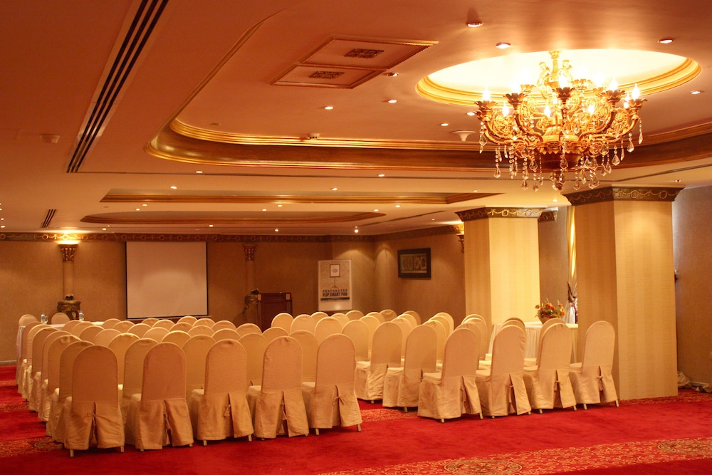 Ascot Hotel — снимок 28