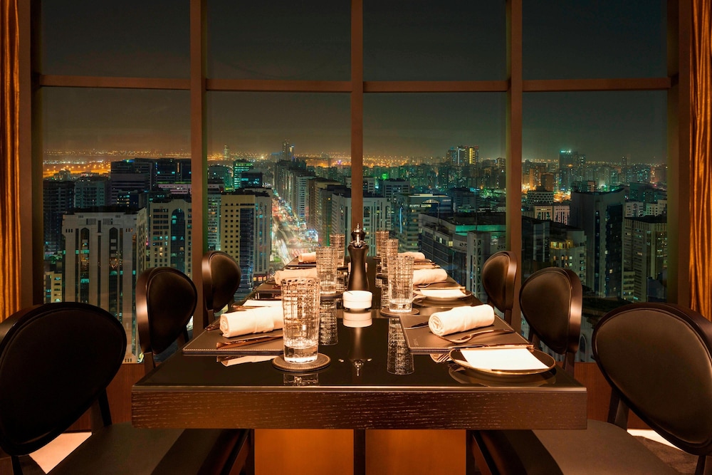 Le Royal Meridien Abu Dhabi — снимок 30