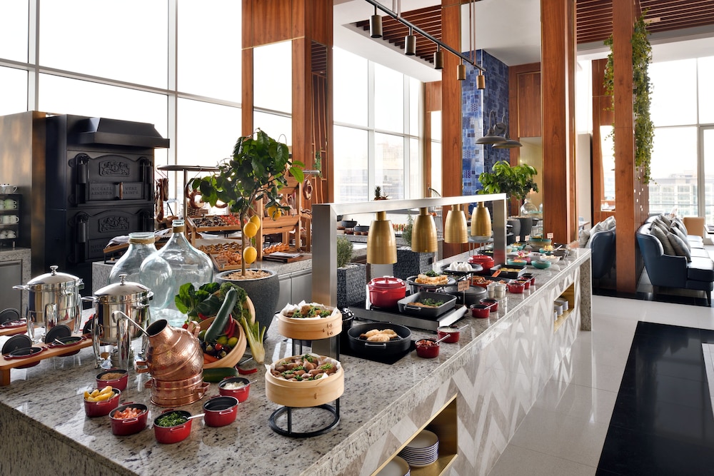 Grand Plaza Mövenpick Media City — снимок 21