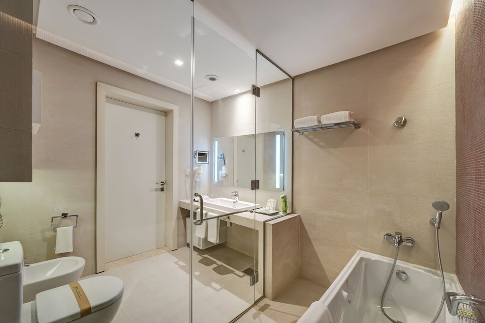 The Act Hotel Sharjah — снимок 11