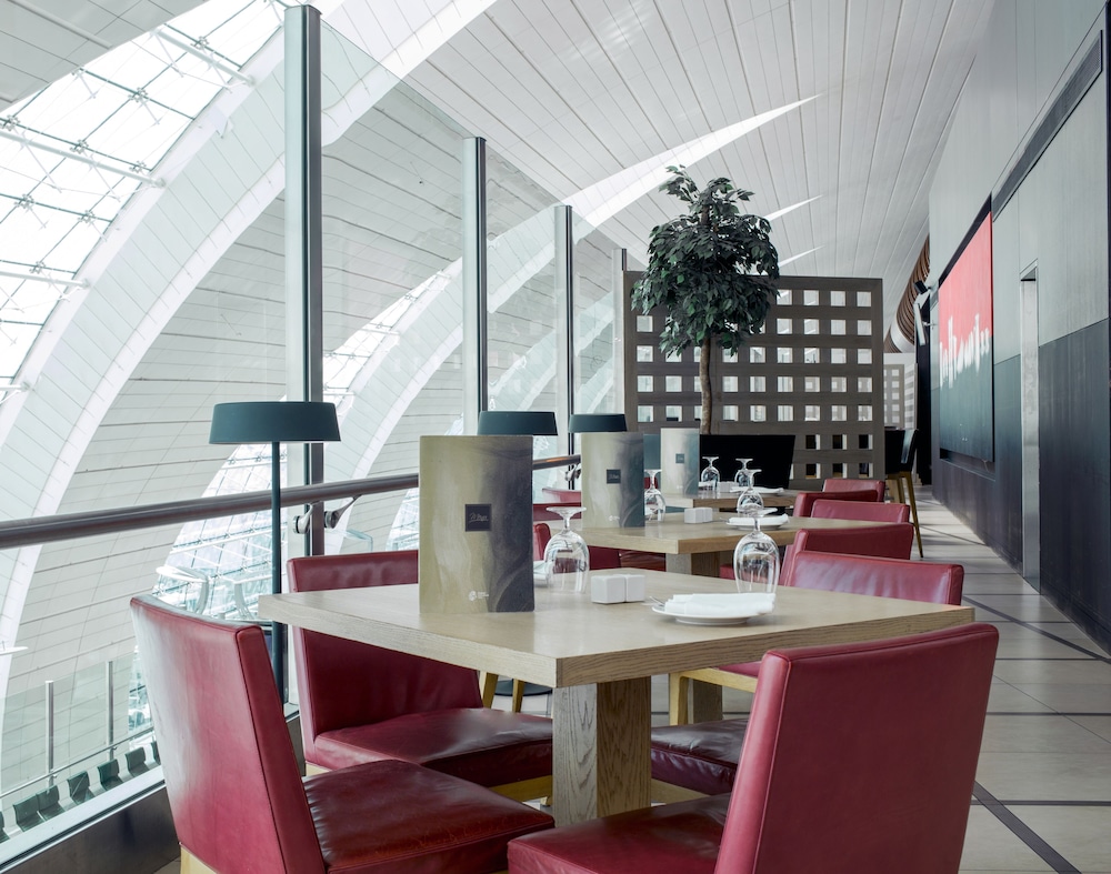 Dubai International Hotel, Dubai Airport — снимок 19