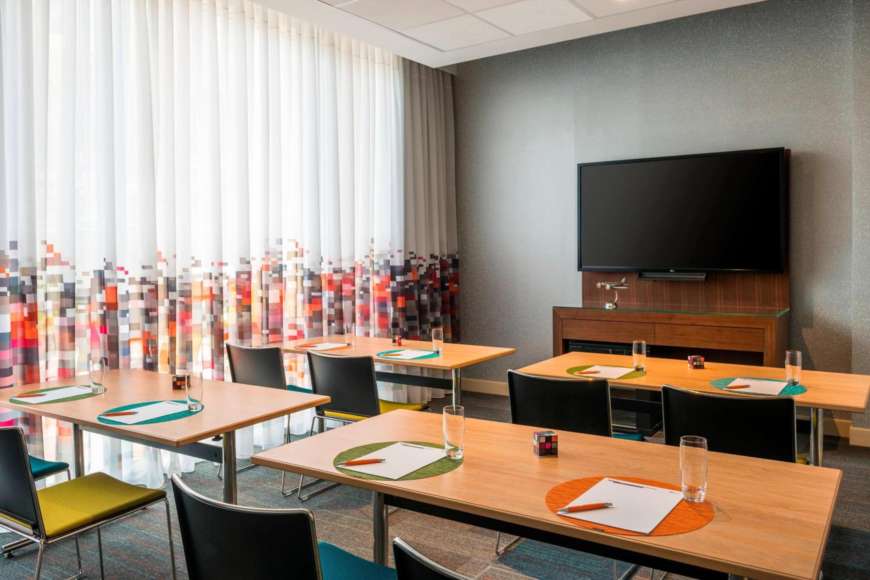 Aloft Al Ain, a Marriott Hotel — снимок 25