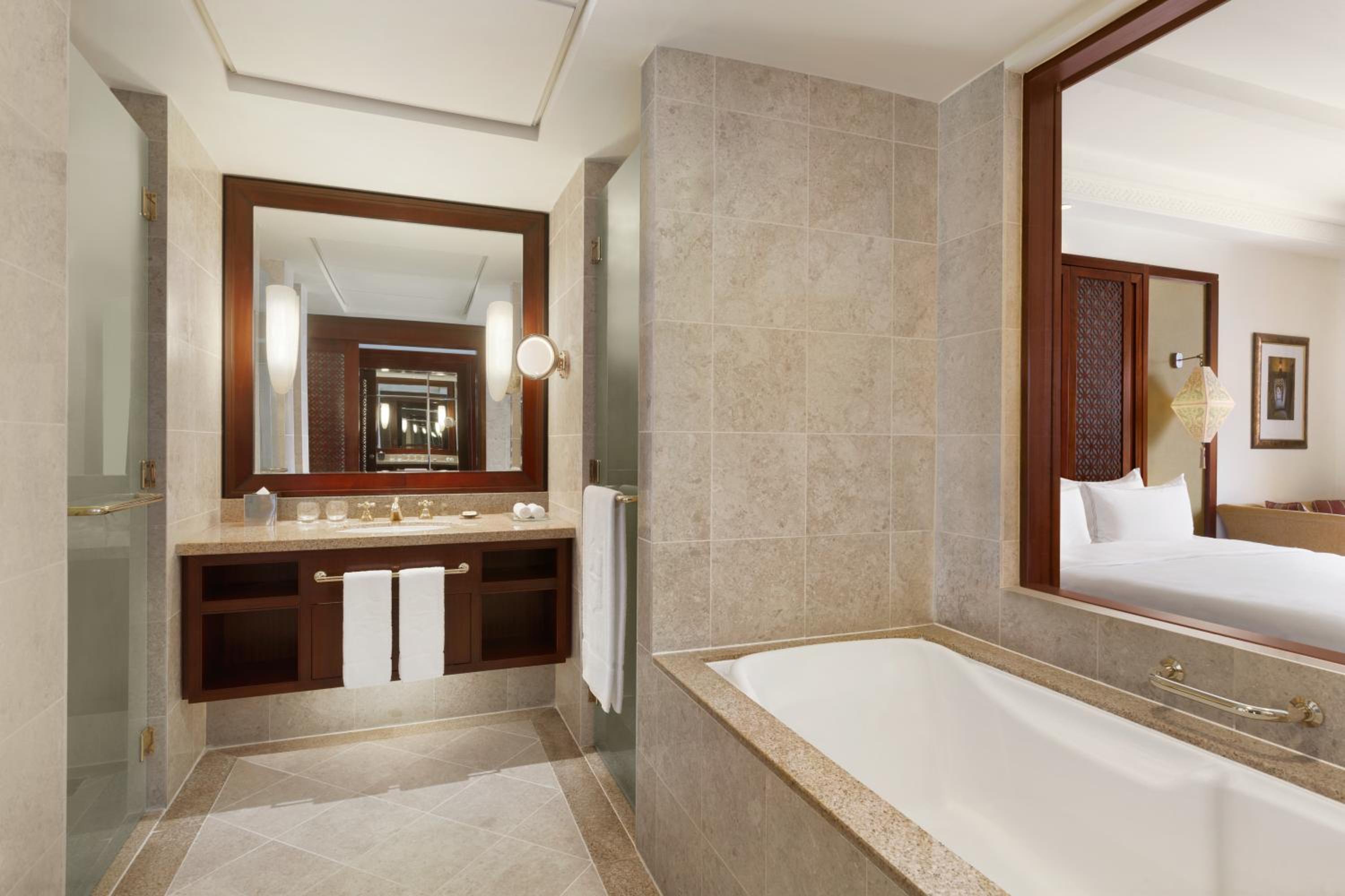 Al Husn Hotel Muscat — снимок 9
