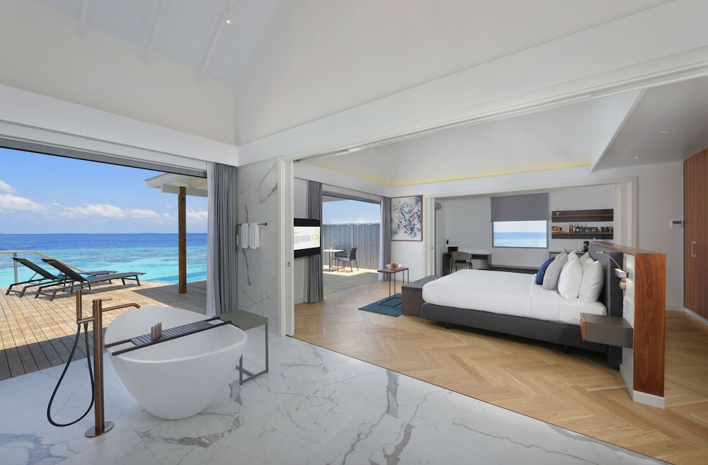 Outrigger Maldives Maafushivaru Resort — снимок 19