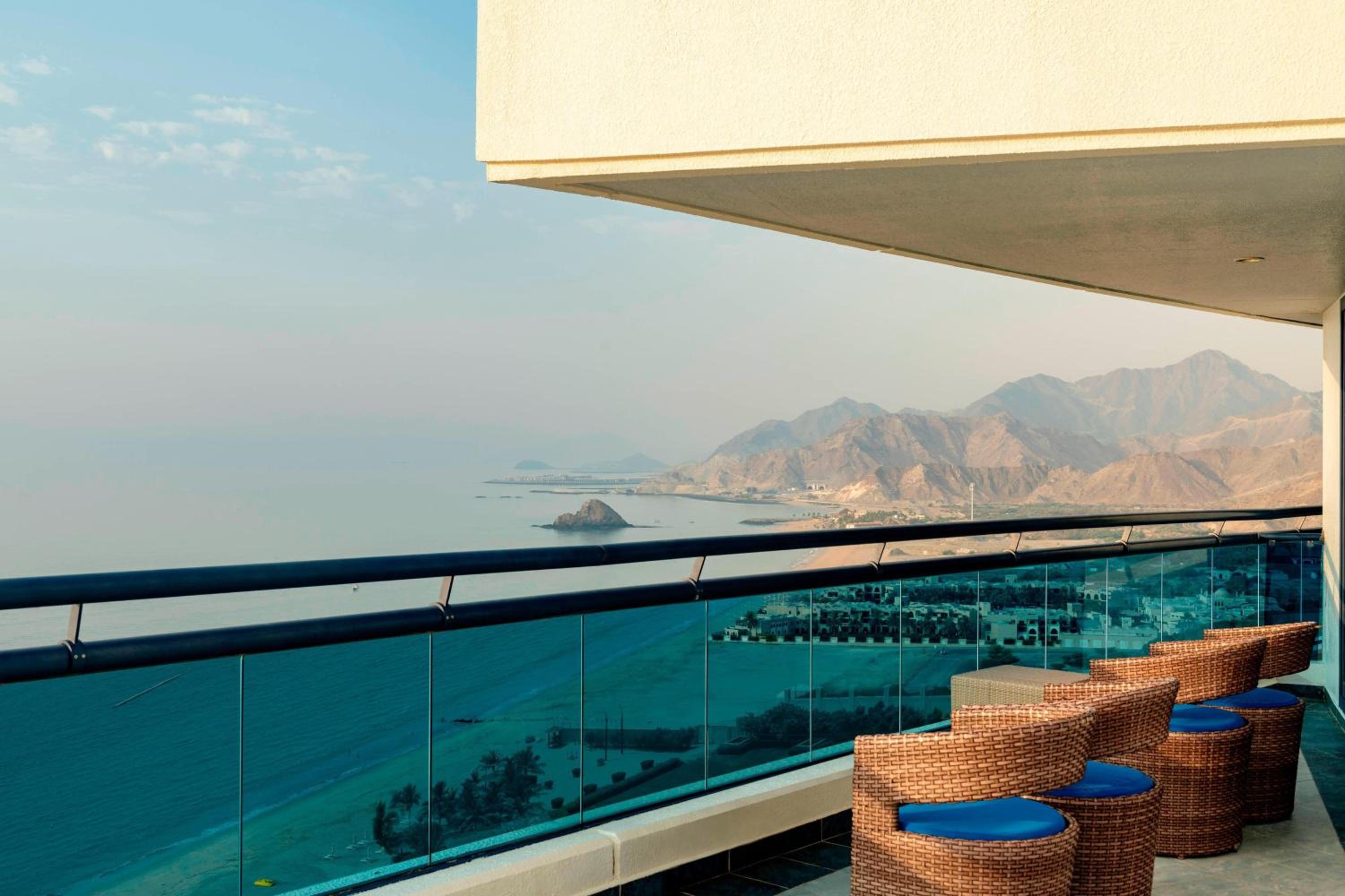 Le Meridien Al Aqah Beach Resort — снимок 9