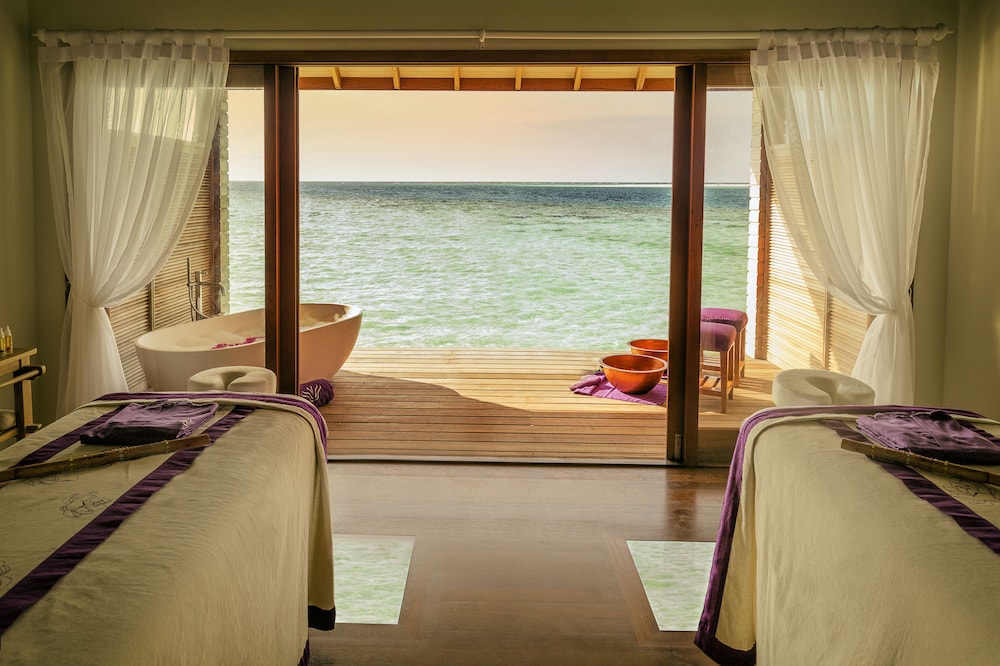 Hurawalhi Island Resort — снимок 23