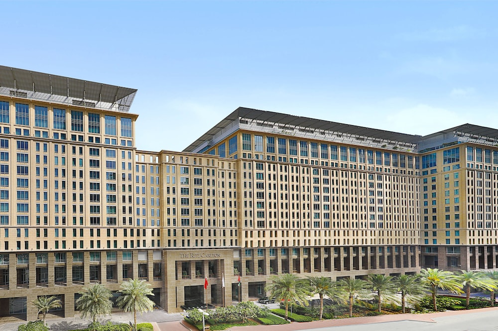The Ritz-Carlton, Dubai International Financial Centre — снимок 2