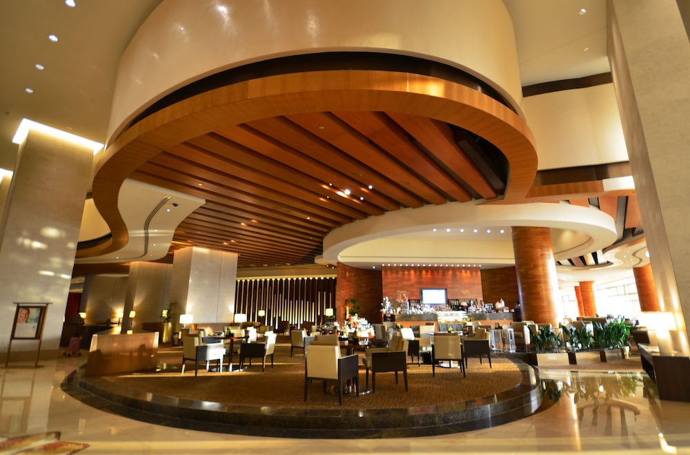 Swissotel Al Ghurair — снимок 5