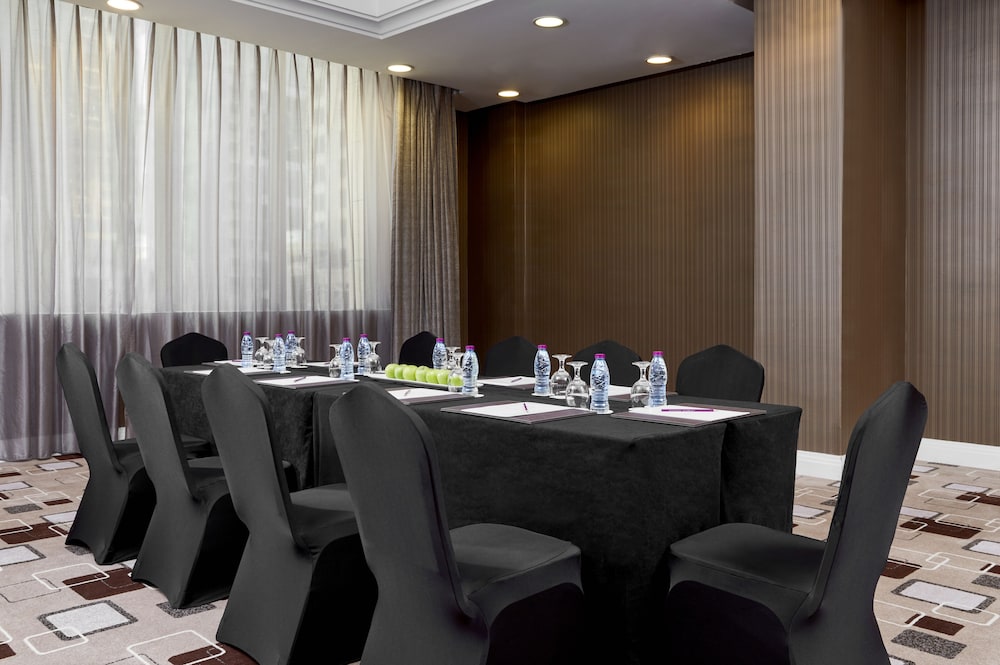 Crowne Plaza Doha West Bay, an IHG Hotel — снимок 9