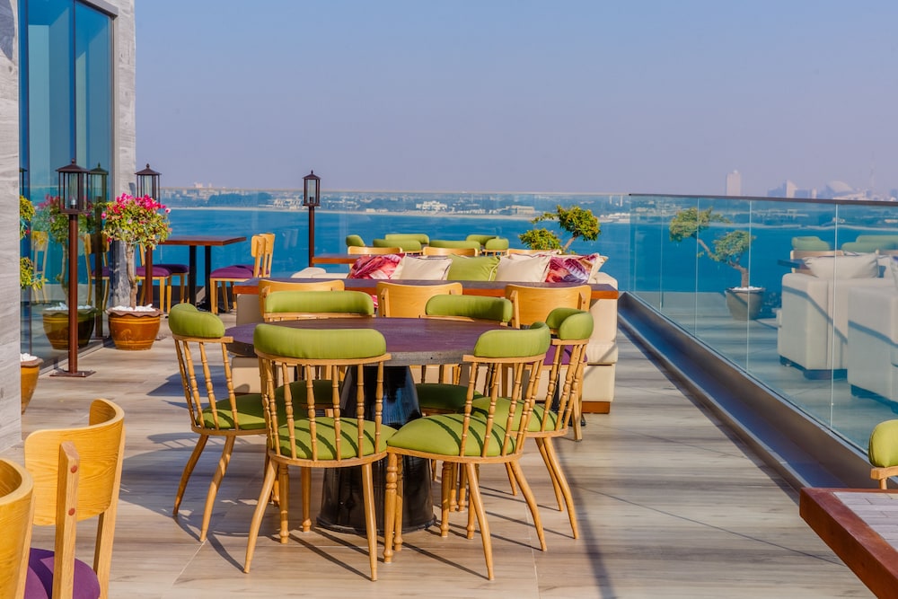Aloft Palm Jumeirah, a Marriott Hotel — снимок 10