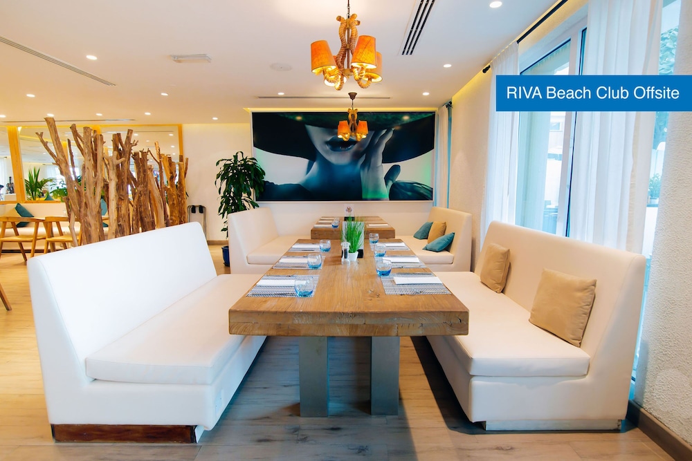 Mövenpick Hotel Jumeirah Lakes Towers — снимок 8