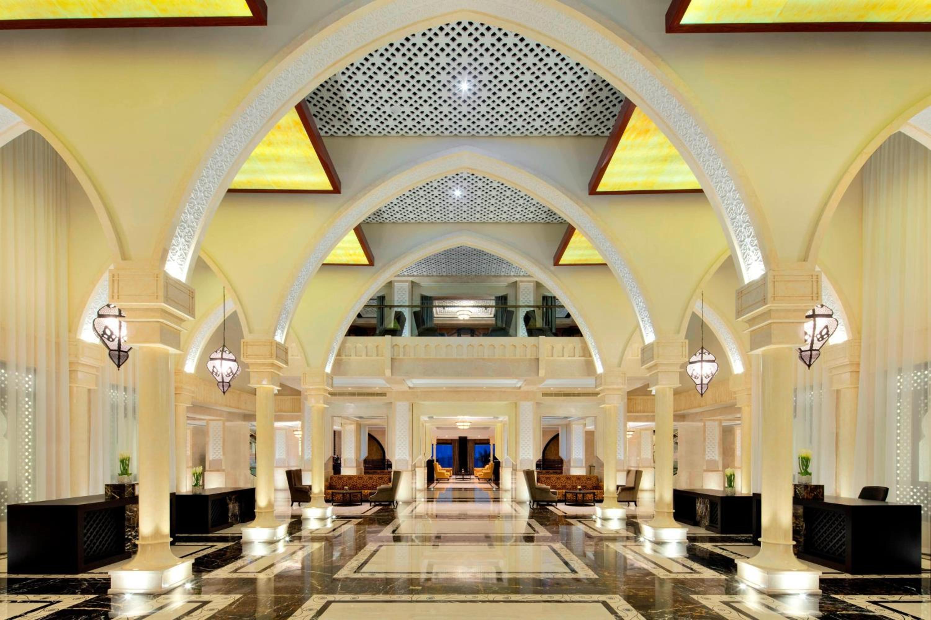Sheraton Sharjah Beach Resort & Spa — снимок 5