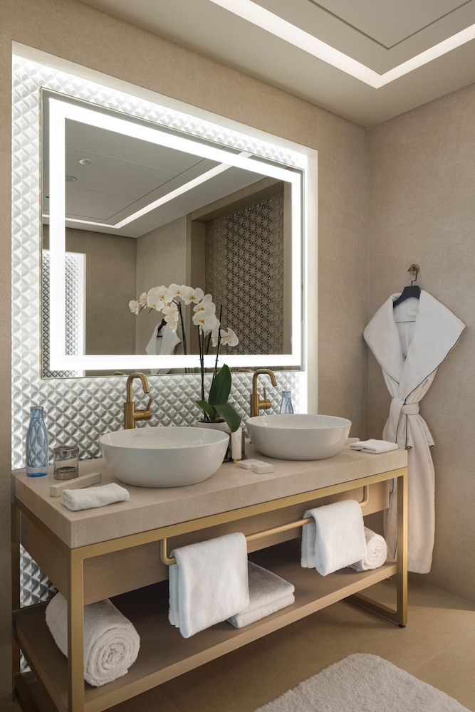 Jumeirah Gulf of Bahrain Resort & Spa — снимок 25