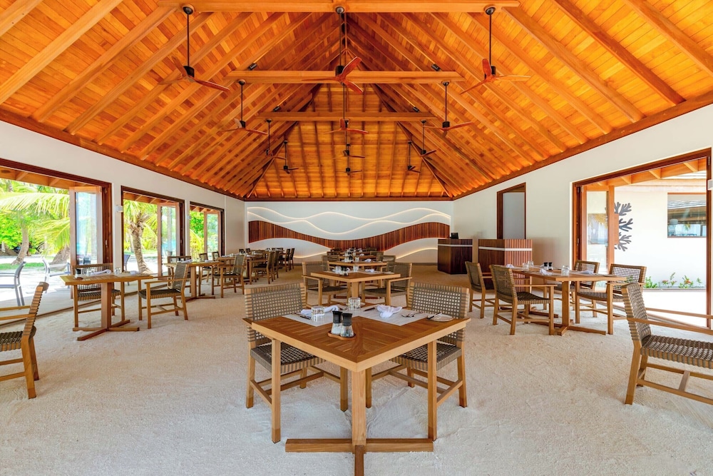 Meeru Maldives Resort Island — снимок 27