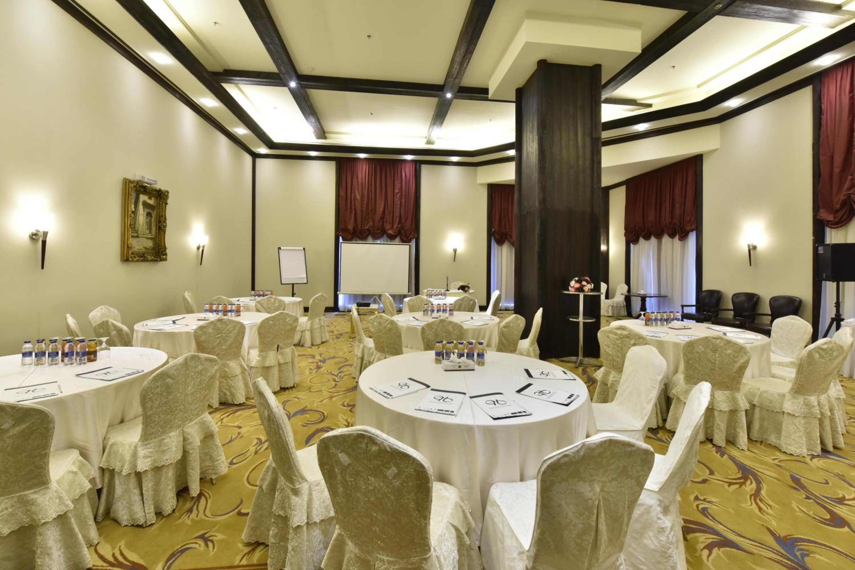 Awaliv International Hotel — снимок 4