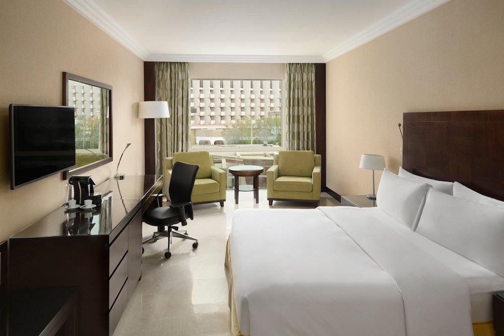 Crowne Plaza Jeddah, an IHG Hotel — снимок 12