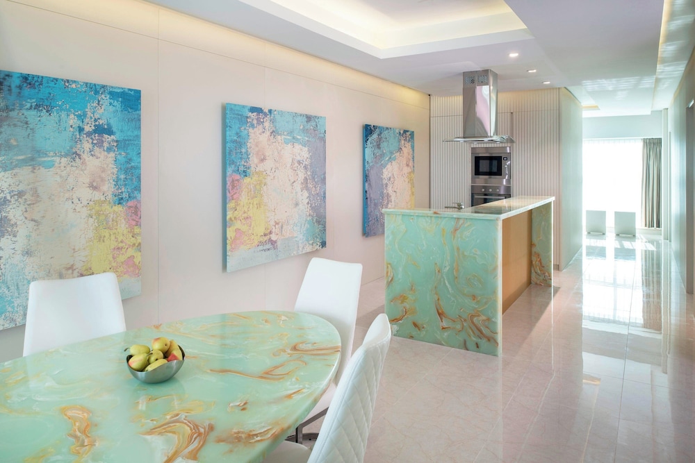 Four Points by Sheraton Sharjah — снимок 16