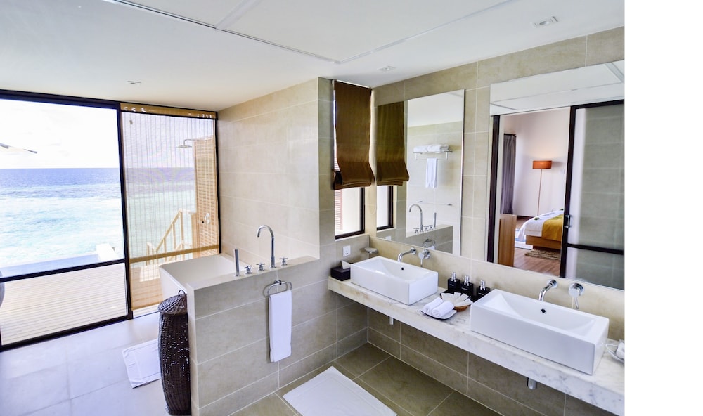 Robinson Maldives — снимок 29